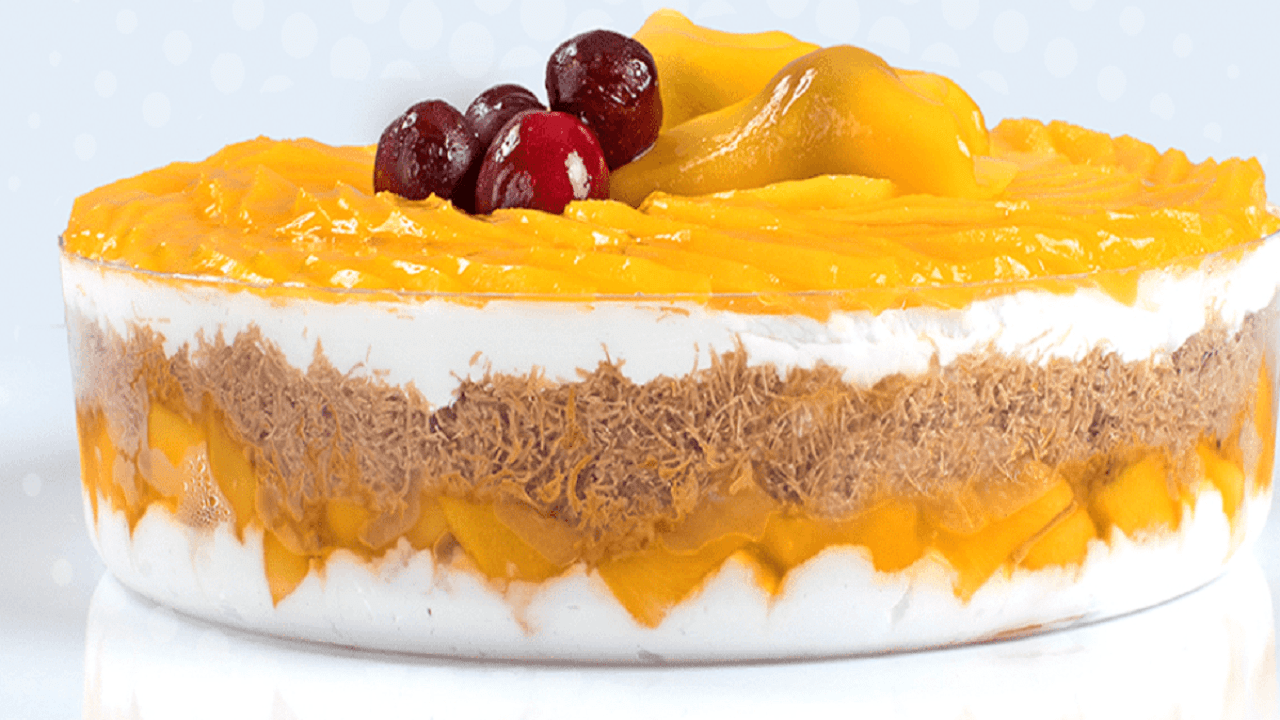 Egyptian Konafa with Mango and Cream